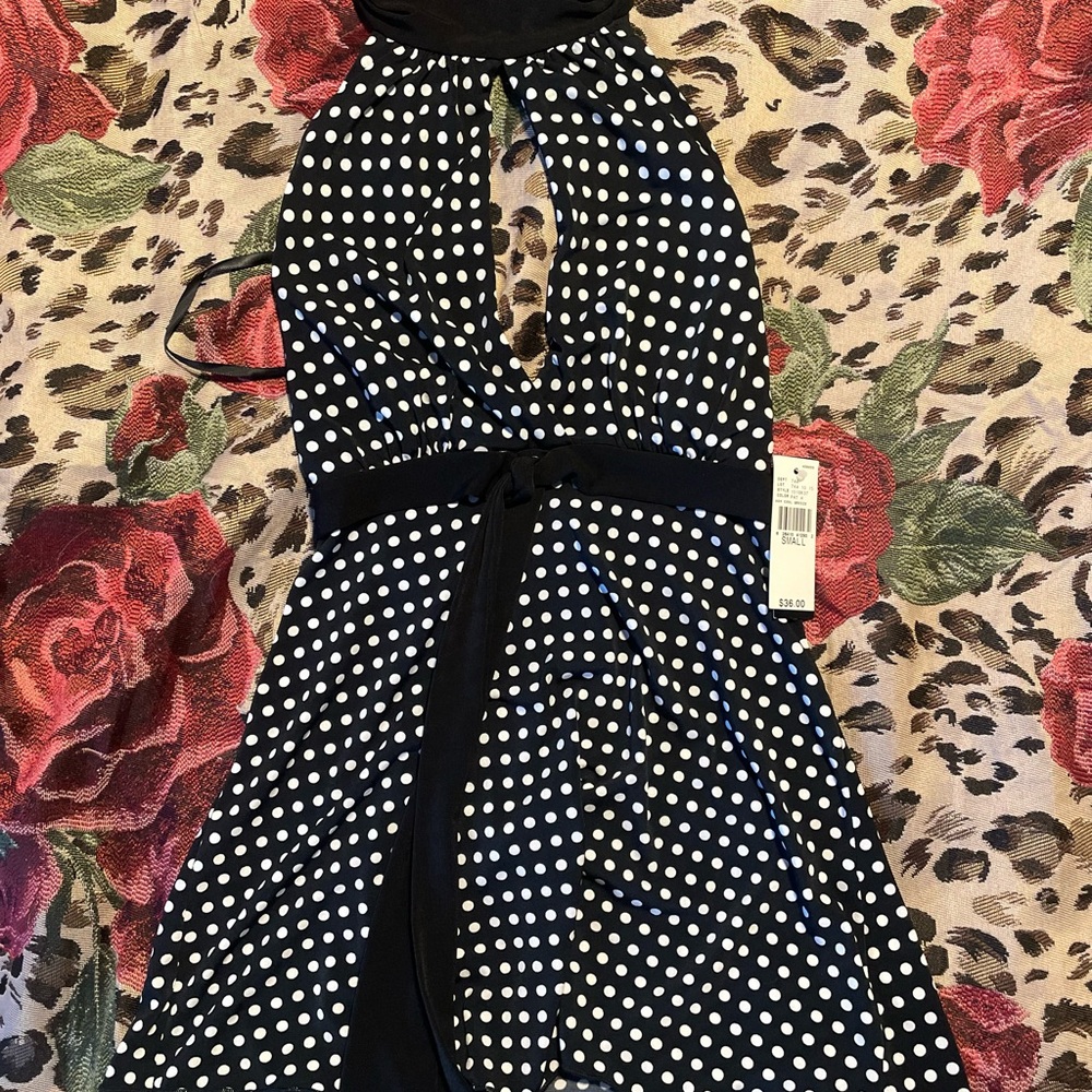Black and White Sleeveless Halter